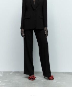 Zara Black Wide-Leg Tailored Trousers